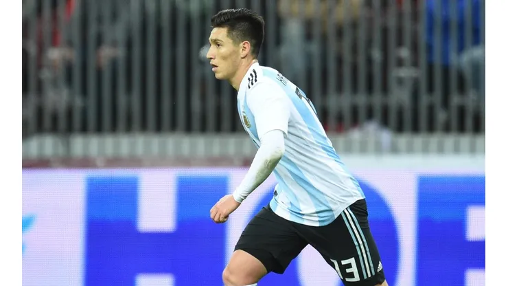 Kranevitter subió foto con pasaporte y vuelo a España en mano