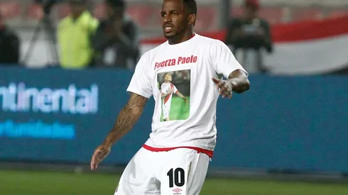 Farfán apoyando a su amigo Guerrero