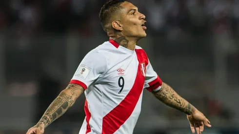 A PURO ELOGIO: Kempes destacó la carrera del delantero.
