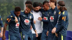 MUCHO AFECTO. Todo Brasil llenó de abrazos a Fred.