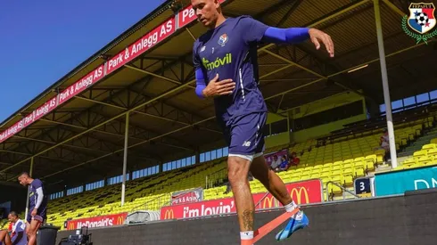 El veterano Blas Pérez tendrá la responsabilidad de superar a la defensa noruega