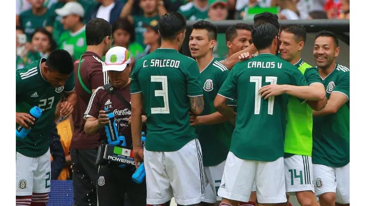 DIVERTIDOS. La Selección habría pasado la noche junto a varias mujeres de compañía.