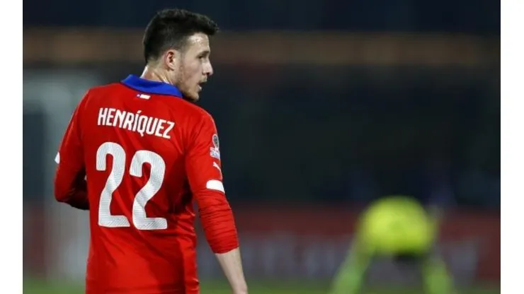 Ángelo Henríquez con el seleccionado chileno.