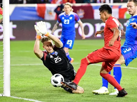 ¡Ay, Schram! El arquero de Islandia pasó vergüenza a doce días del Mundial