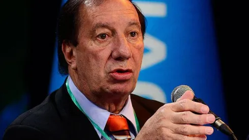 FUERZA, NARIGÓN. Bilardo, DT campeón del mundo con Argentina, está internado desde el jueves.