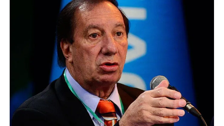 FUERZA, NARIGÓN. Bilardo, DT campeón del mundo con Argentina, está internado desde el jueves.