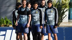 EL PRIMERO. Cristian Ansaldi durante el entrenamiento de la Selección Argentina en Ezeiza (Foto: Getty).