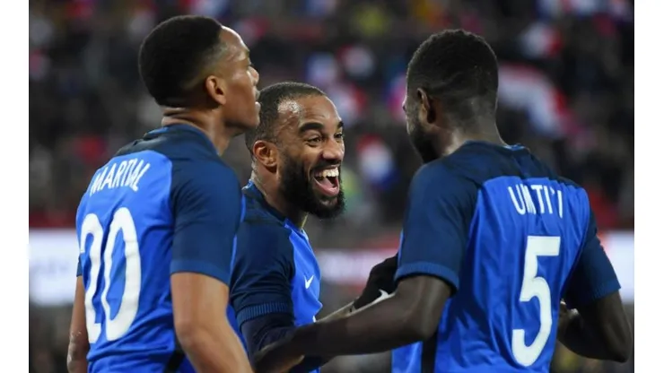 Samuel Umtiti, un inamovible en la defensa de Francia.