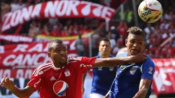 Peñaranda lucha por quedarse con la pelota ante Millonarios