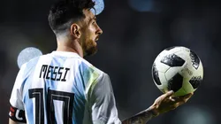 EL DUEÑO DEL BALÓN. Lionel Messi en el amistoso de Argentina contra Haití en La Bombonera (Foto: Getty).