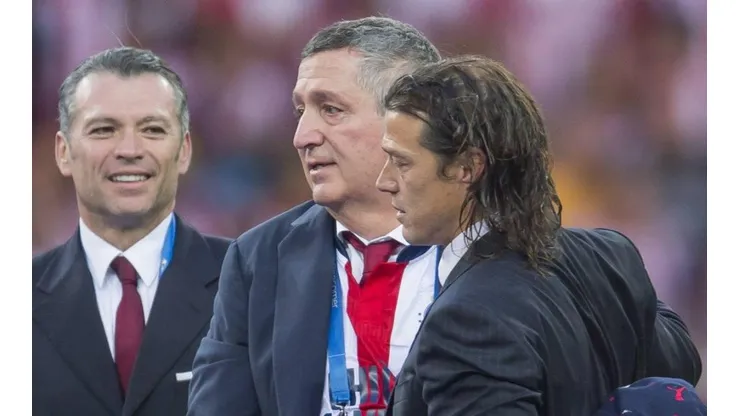 FIN DE LA RELACIÓN. Jorge Vergara y Matías Almeyda ha roto el vínculo y el argentino se marcha de Chivas.