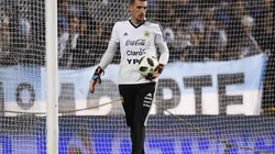 Armani con el buzo de la selección