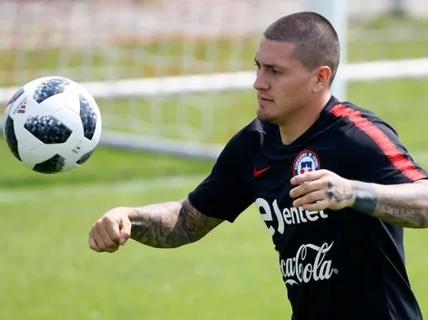 Nicolás Castillo se fue expulsado en apenas 30 minutos de juego