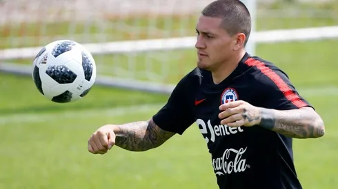 Nicolás Castillo se fue expulsado en apenas 30 minutos de juego
