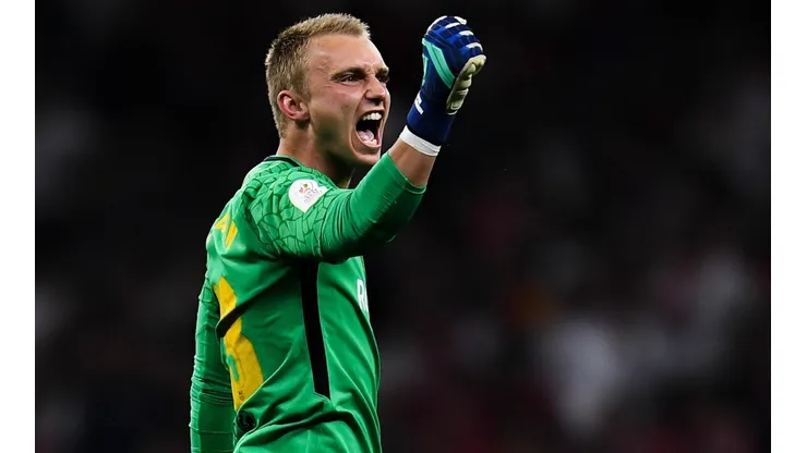 PUÑO APRETADO. El festejo de Jasper Cillessen en la final de la Copa del Rey (Foto: Getty).