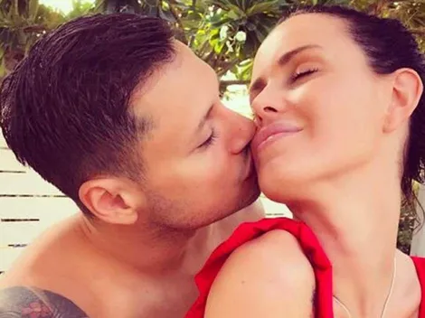 Mauro Zárate subió una foto con su mujer, pero todos miraron su pantalón