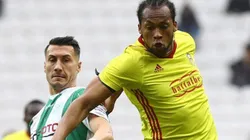 Arturo Mina podría volver al fútbol argentino para jugar en Talleres