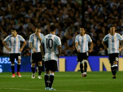 Angelici: "El campo de juego no está de la mejor manera"