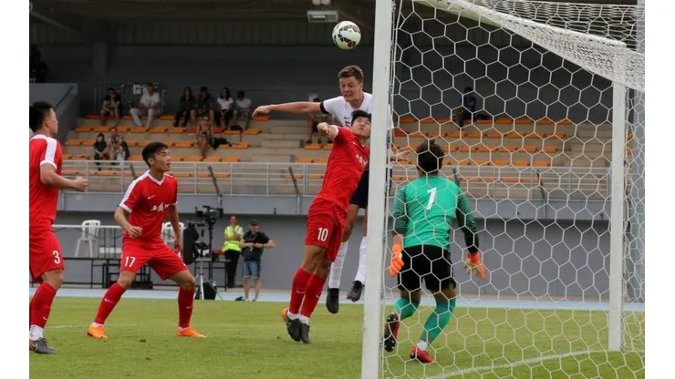 China fue derribado por Inglaterra por 2-1 en su primer partido en Toulon 2018.