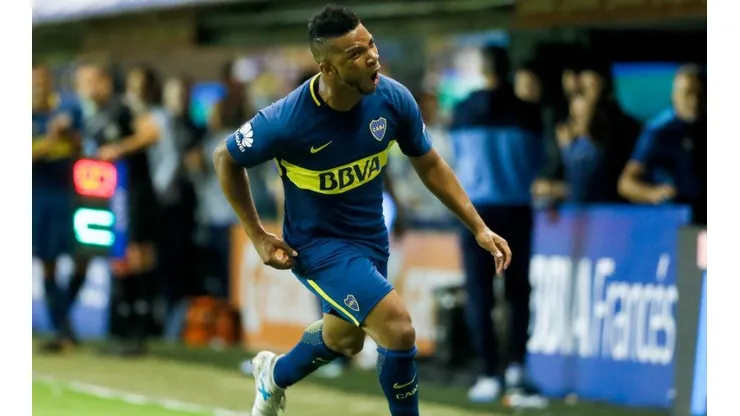 Fabra con la camiseta de Boca.