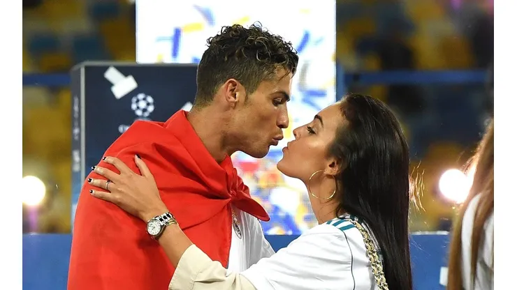 ¡HERMOSA! Georgina ama a Cristiano y se lo demuestra con cada posteo.
