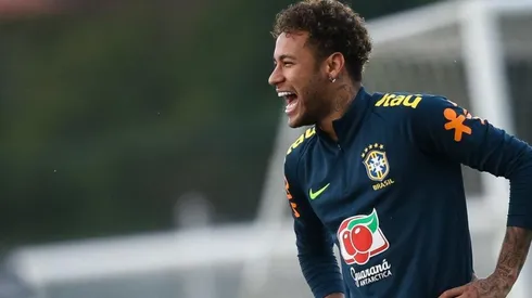 "BOBADAS". Ney acabó súbitamente con los rumores.