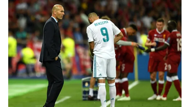 Karim Benzema anotó pero su gol no fue válido.