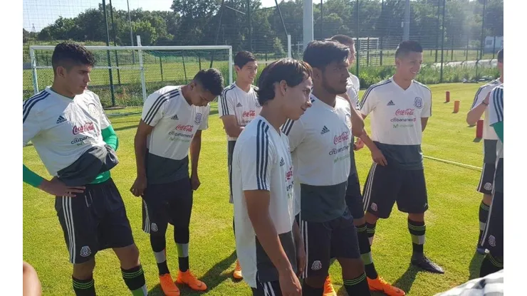 Diego Lainez será el hombre fuerte del TRI en el torneo