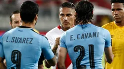 Foto de Luis Suárez y Paolo Guerrero en sus selecciones