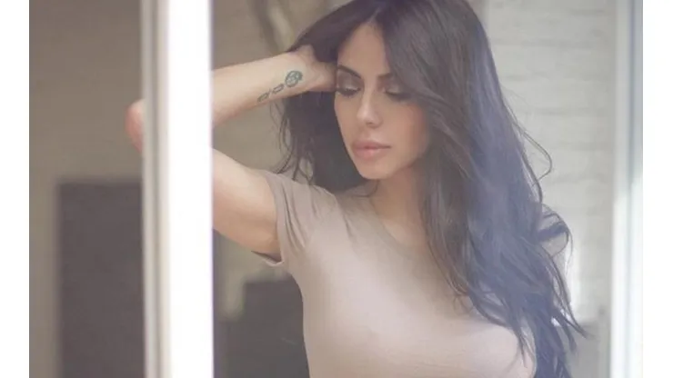 Jimena Sánchez, una conejita con mucho escote