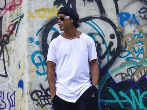 ¡Ronaldinho se casaría con dos mujeres!