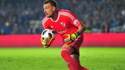 EL DUEÑO DEL ARCO. Franco Armani durante uno de sus últimos partidos en River.