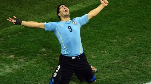EL GOLEADOR CHARRÚA. Luis Suárez tras su gol ante Inglaterra en Brasil 2014 (Foto: Getty).
