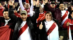 El pueblo peruano festeja estar en el Mundial
