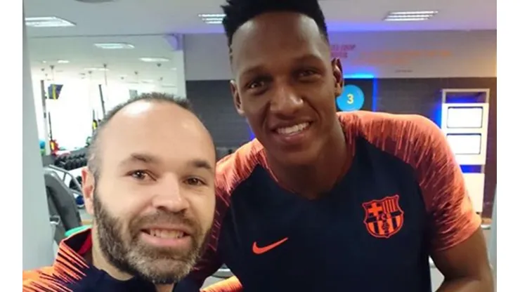 Yerry Mina se despidió de Andrés Iniesta en Instagram: "Gracias por todo capitán"