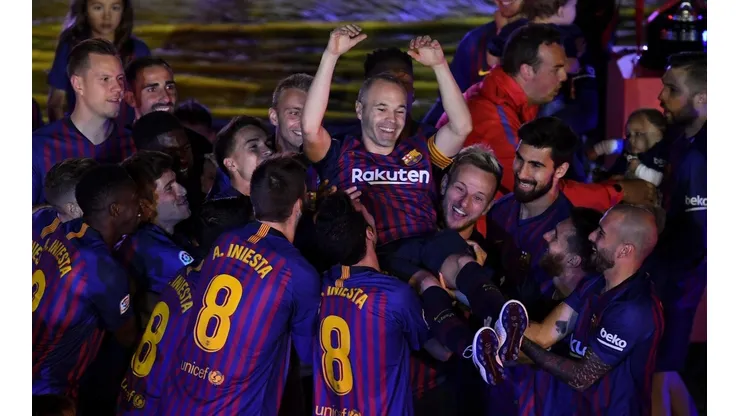 "Sigo aquí, me cuesta irme", Iniesta después del partido vs Real Sociedad