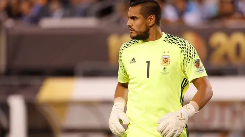 Sergio Romero ya se lamenta por la ausencia de Centurión en el Mundial