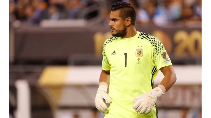 Sergio Romero ya se lamenta por la ausencia de Centurión en el Mundial
