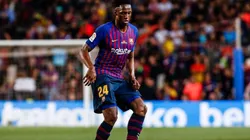 MINA ATREVIDO. Yerry se animó a los golpes con Coutinho