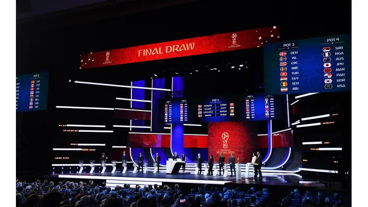 EL SORTEO FINAL. Los grupos conformados durante el sorteo del Mundial de Rusia 2018 (Foto: Getty).
