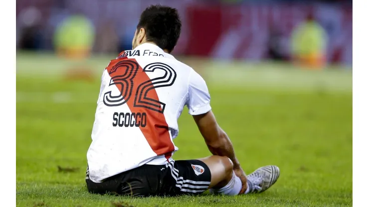 EN LA BANDA. Ignacio Scocco durante uno de sus últimos partidos en River (Foto: Getty)