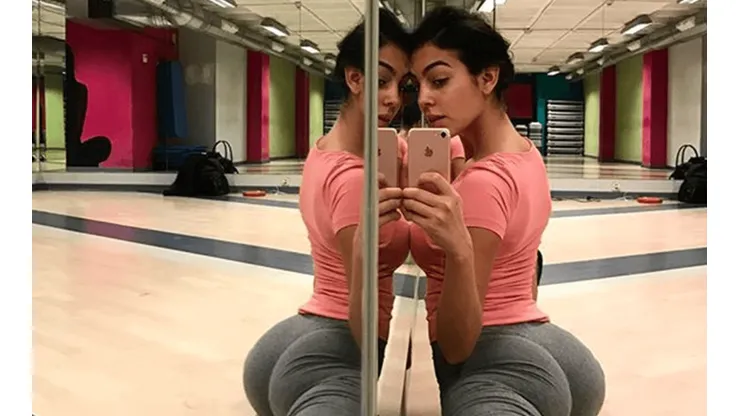 La novia de Cristiano Ronaldo y una selfie seductora