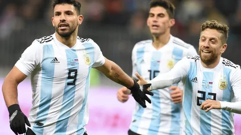 ¡ERAN OTROS TIEMPOS! Papu y Kun, juntos en la Selección.