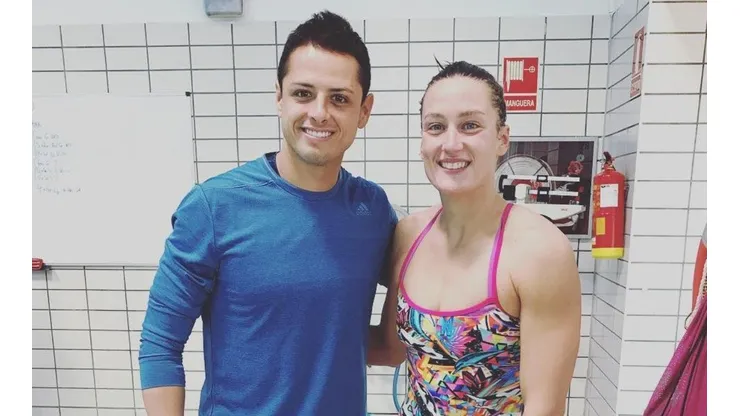 Chicharito se sacó el gusto con etsa fotografía con Mireia Belmonte