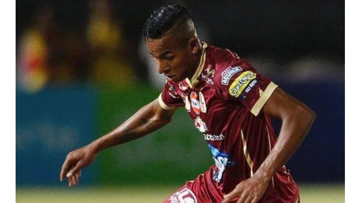 UN WING CAFETERO. A Boca solo le falta un colombiano en el ataque...¡y podría tenerlo ahora!