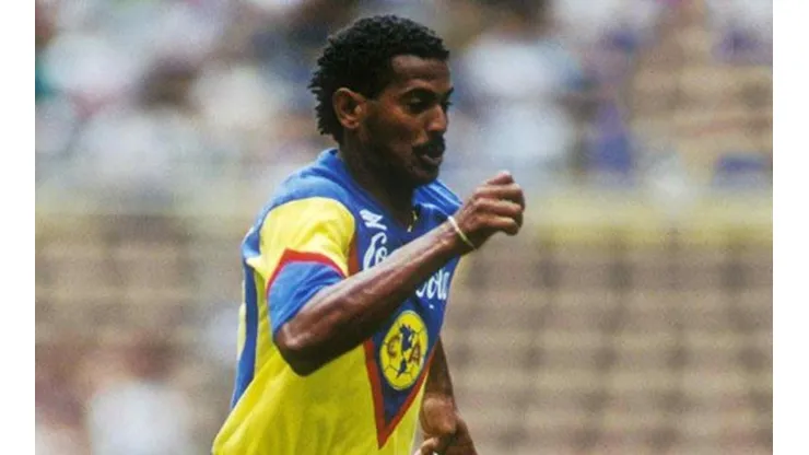 Pizarro está "inflado": "Negro" Santos