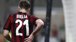 DIRECTO A LA COLUMNA. Biglia salió lastimado tras golpearse en el mismo lugar donde se produjo el golpe.