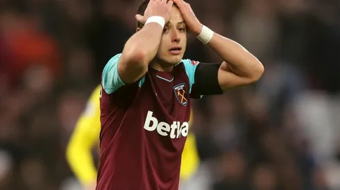 Chicharito ve desde la banca el triunfo del West Ham sobre Everton