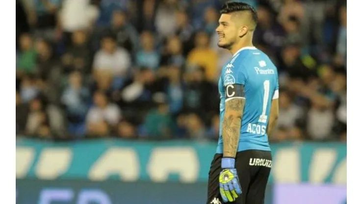Lucas Acosta tuvo una intervención para el olvido.