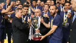 APOEL consiguió este domingo la liga chipriota (Foto: @apoelfcofficial)